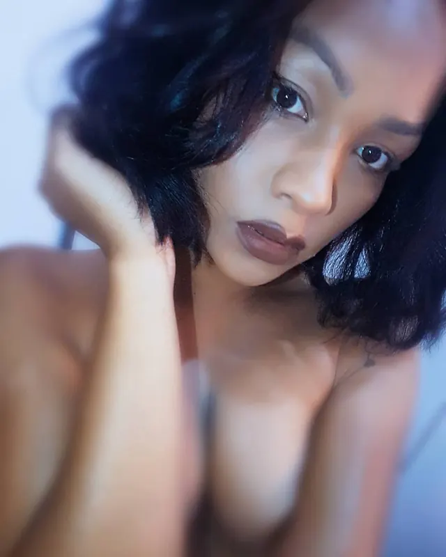 Warda, 35 ans, beurette à Châtillon-Saint-Jean